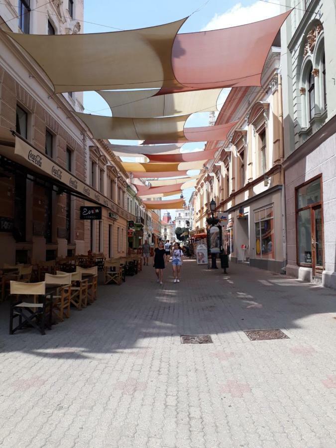 Sunny City Center Pécs Extérieur photo